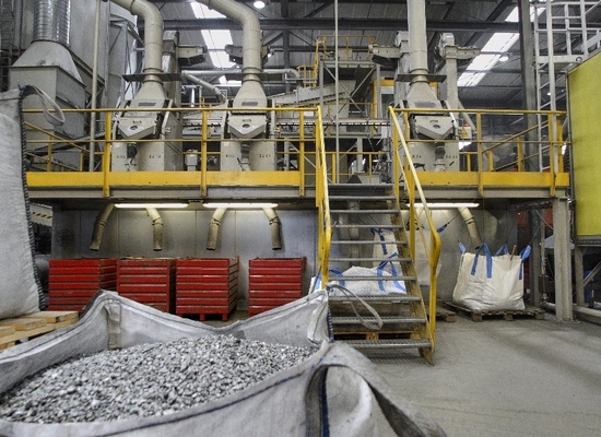 Recycling-Prozess bei Immark - von der Warenannahme zum Rohstoff