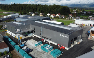 Der neue Standort und die neue Halle aus der Vogelperspektive